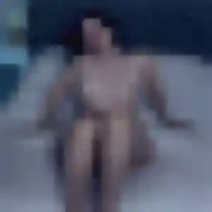 Photo perso de Dounia, 27 ans à Saint-Cannat - plan discret