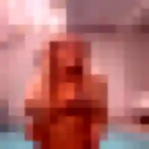 Rejoins Isaure, 20 ans à Saint-Denis en t'inscrivant