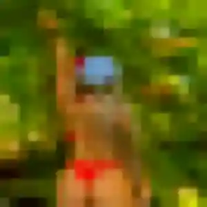 Eugenie (35 ans) à Saint-Jean-de-Braye propose une rencontre maintenant