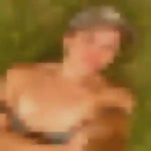 Valentine, 45 ans, en ligne à Saint-Laurent-de-Mure pour une rencontre coquine