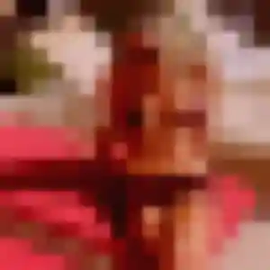 Rencontre Capucine, 39 ans à Saint-Loubès en privé