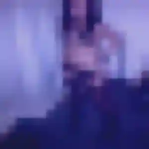 Photo exclusive de Oriane, 35 ans à Saint-Maximin-la-Sainte-Baume - plan discret