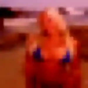 Severine, 23 ans, connectée à Saint-Maximin-la-Sainte-Baume pour un rencontre plan cul