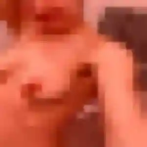 Rejoins Louise, 19 ans à Saint-Médard-en-Jalles en privé