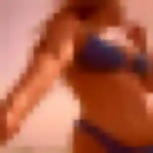 Photo sexy de Emilie, 24 ans à Saint-Mitre-les-Remparts - rencontre coquine