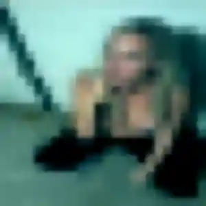 Contacte Sylvie, 26 ans à Saint-Renan en privé
