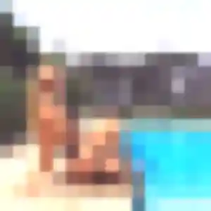 Rencontre Louisa, 27 ans à Saint-Thibault-des-Vignes en privé