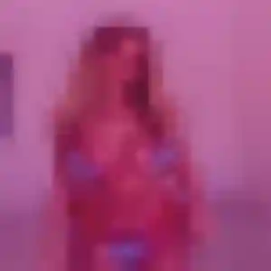 Charmante Candice, 42 ans à Saint-Vallier - la contacter
