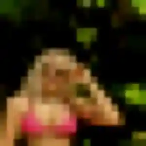 Nora, 32 ans, en ligne à Sainte-Sigolène pour un rencontre plan cul