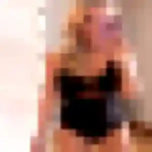 Contacte Ornella, 26 ans à Salles en t'inscrivant