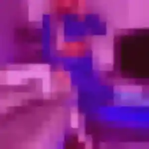 Rym, 20 ans, connectée à Santes pour une rencontre coquine