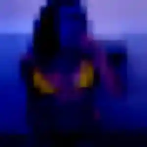 Lamia, 44 ans, connectée à Sarzeau pour un rencontre plan cul