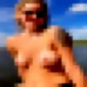 Janine, femme de 24 ans cherche rencontre plan cul à Sciez