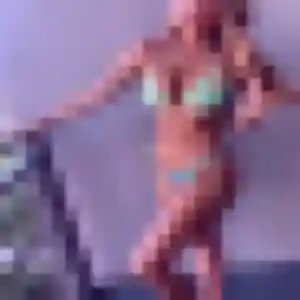 Jihane, 32 ans, connectée à Septèmes-les-Vallons pour une rencontre coquine