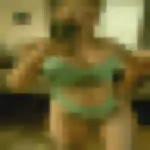 Photo exclusive de Valerie, 28 ans à Sucé-sur-Erdre - plan discret