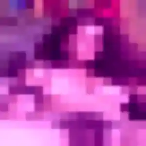 Rencontre Ghislaine, 20 ans à Thizy-les-Bourgs en privé