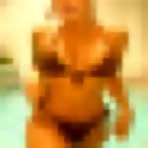 Romina, 21 ans, cherche un rencontre plan cul à Thyez