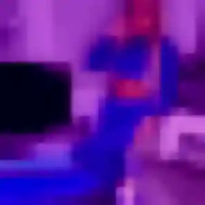 Adelaide (26 ans) à Trans-en-Provence cherche une rencontre ce soir