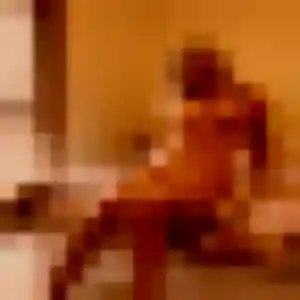 Sabrina, 25 ans, connectée à Trèbes pour une rencontre coquine