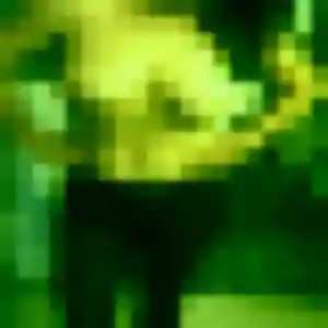 Jolie Nadia, 25 ans à Val-de-Reuil - voir sa photo