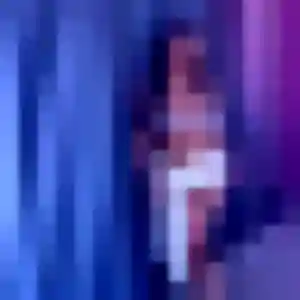 Adelaide, 32 ans, connectée à Vallet pour une rencontre coquine