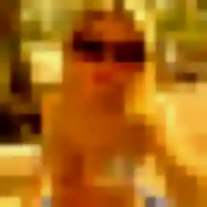 Rencontre Anastasia, 19 ans à Vallons-de-l'Erdre gratuitement