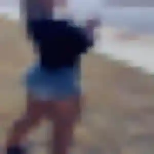 Sexy Elodie, 34 ans à Verneuil-sur-Seine - voir sa photo