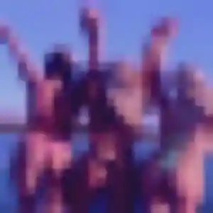 Leila (36 ans) à Versailles attend une rencontre ce soir