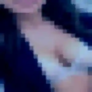 Dounia, 39 ans, connectée à Villeneuve-lès-Maguelone pour une rencontre coquine